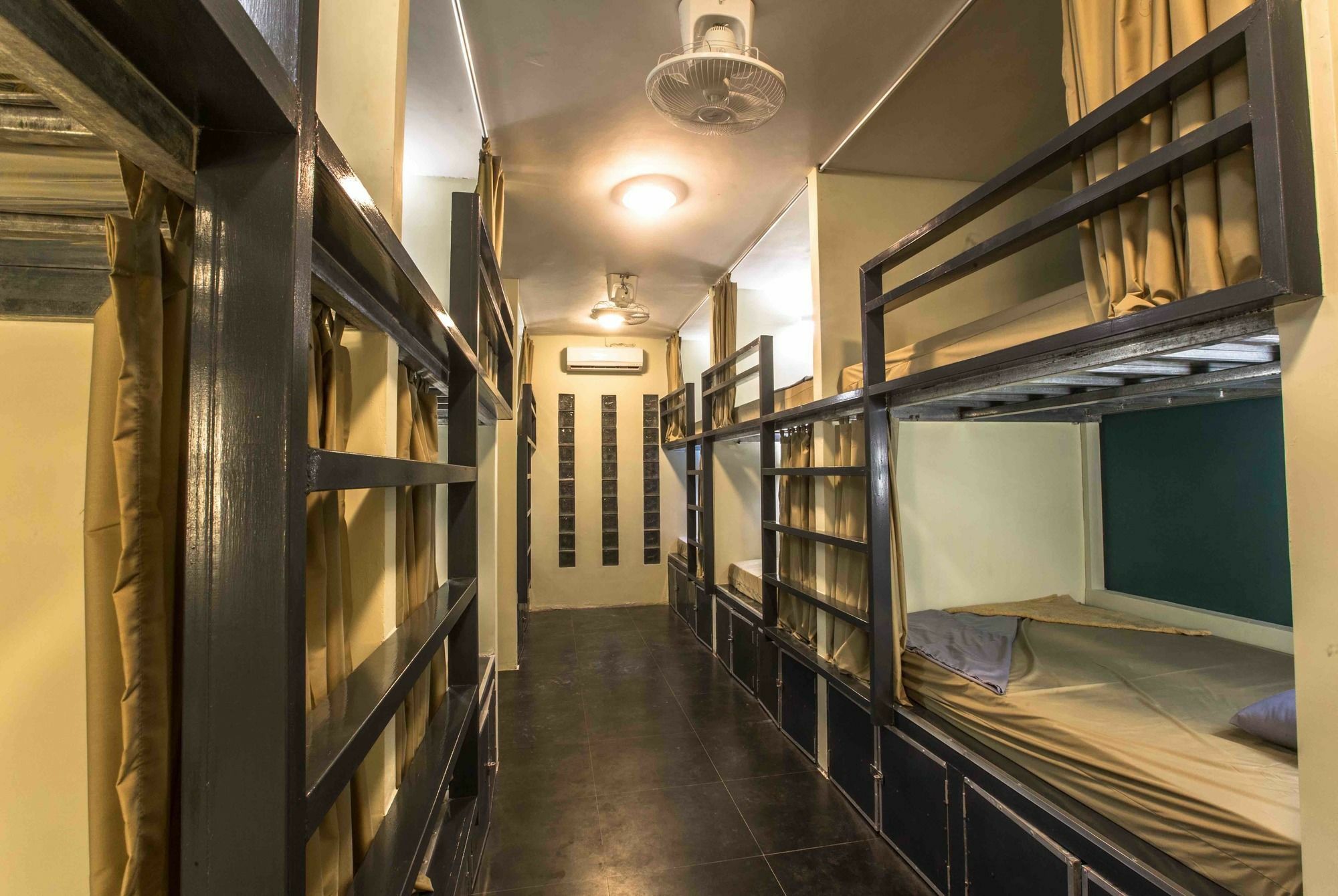 Nest Club Hostel