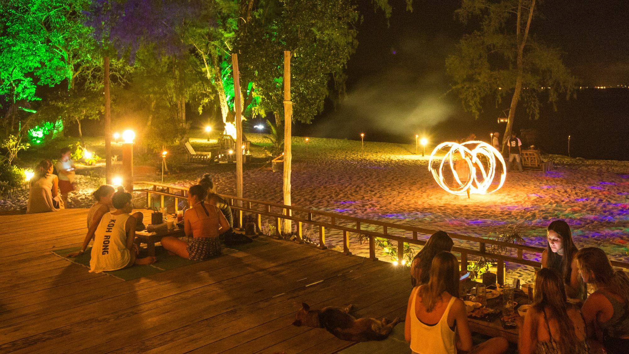 Nest Club Kaoh Touch